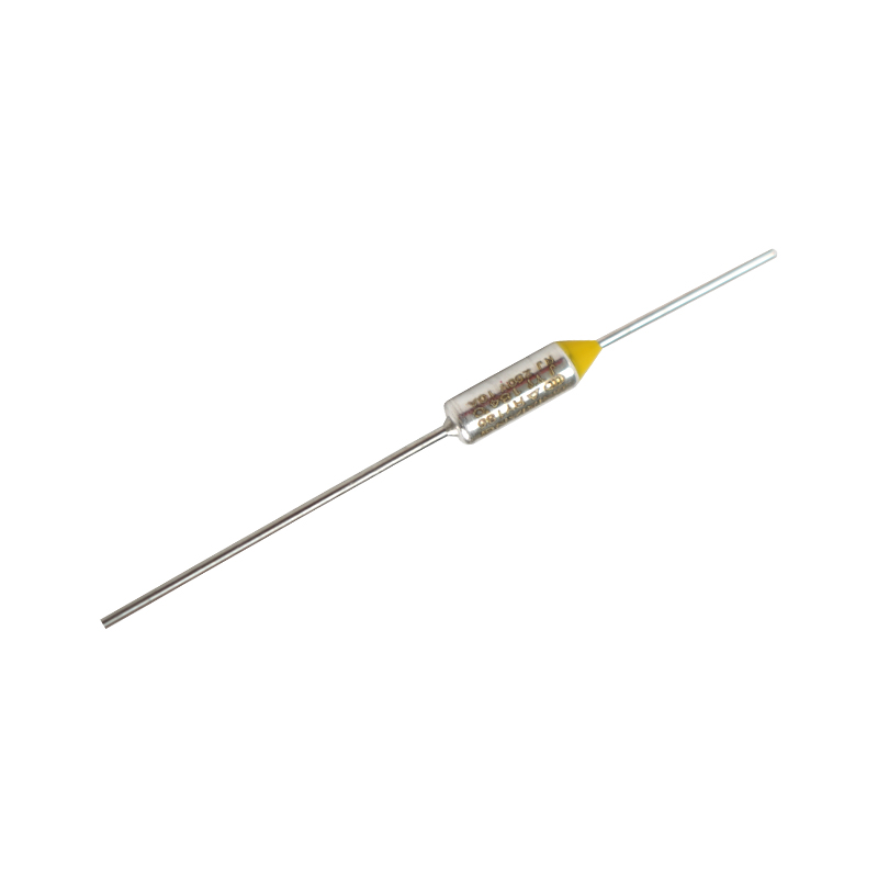 Einweg-Thermosicherung. Einmalige, nicht wiederherstellbare Thermosicherung in kleinen Haushaltsgeräten Einweg-Thermosicherung. Einmalige, nicht wiederherstellbare Thermosicherung in kleinen Haushaltsgeräten