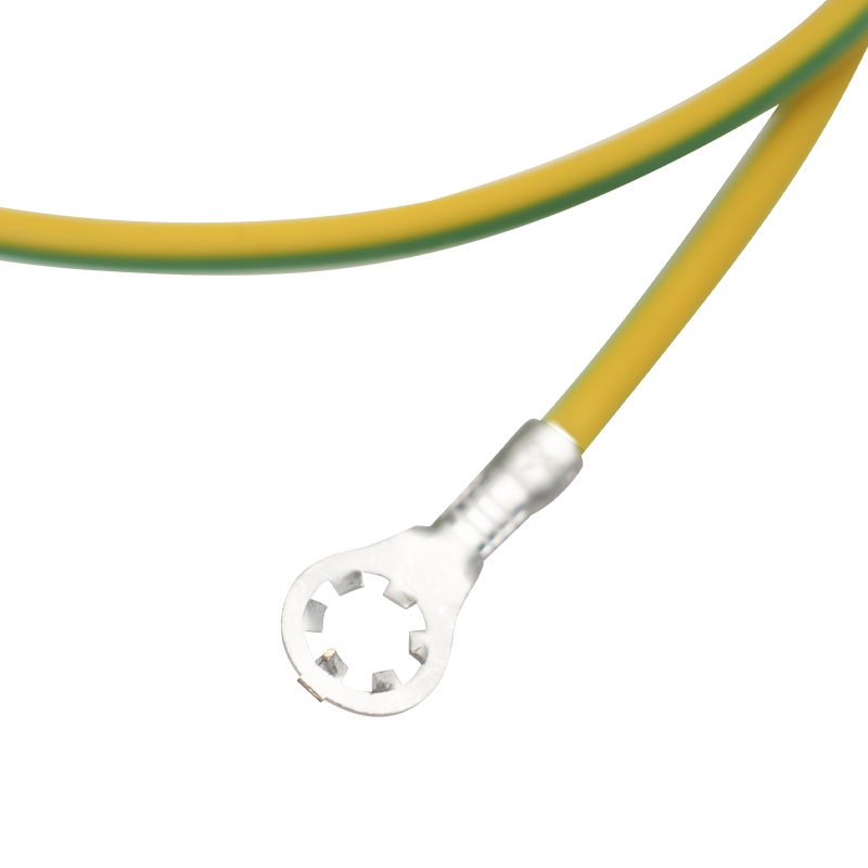 Verkabelung für die Heißluftfritteuse. Kabelbaum für die Hochtemperaturregelung der Heißluftfritteuse Verkabelung für die Heißluftfritteuse. Kabelbaum für die Hochtemperaturregelung der Heißluftfritteuse